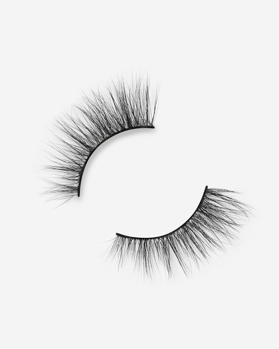 The Wispy Seductress Lash Extensions Strip