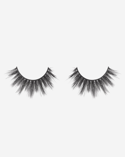 The Everyday Chic Lash Extensions Strip
