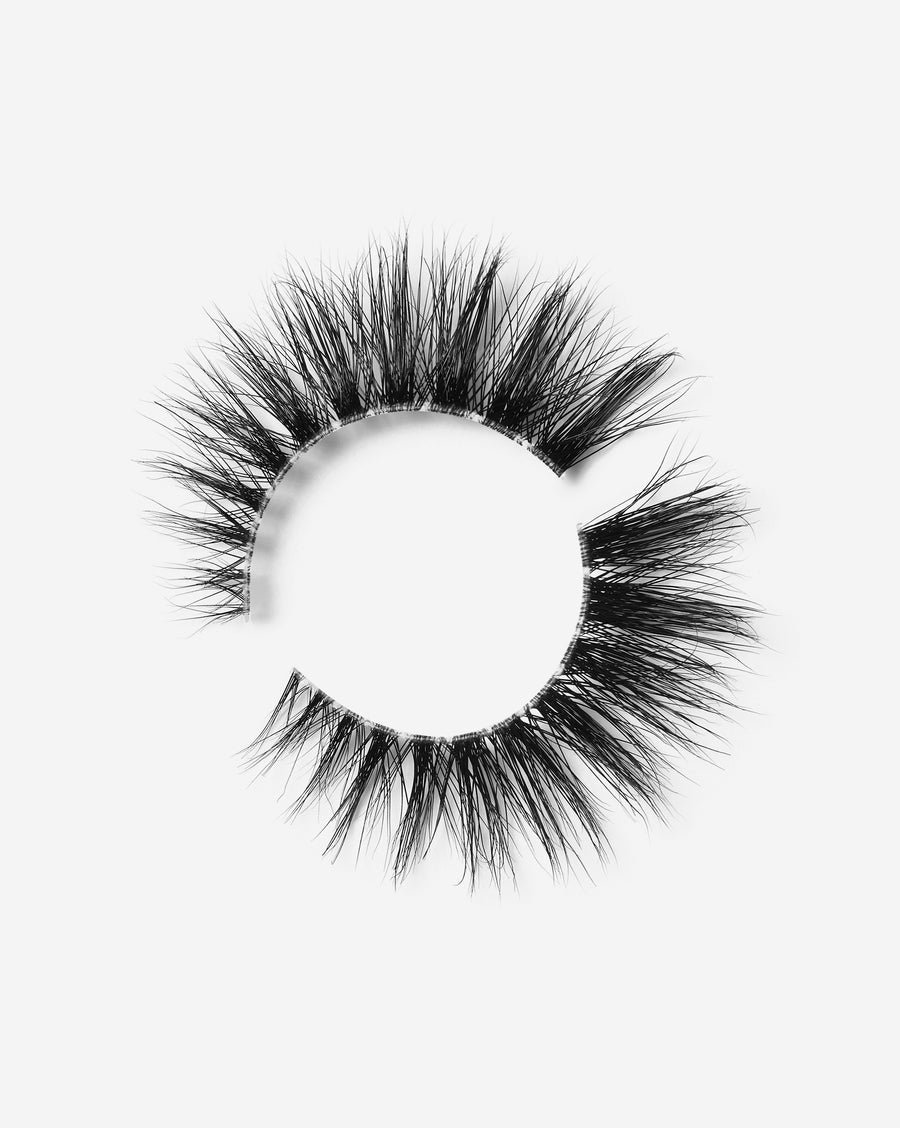 The Volume Queen Lash Extensions Strip